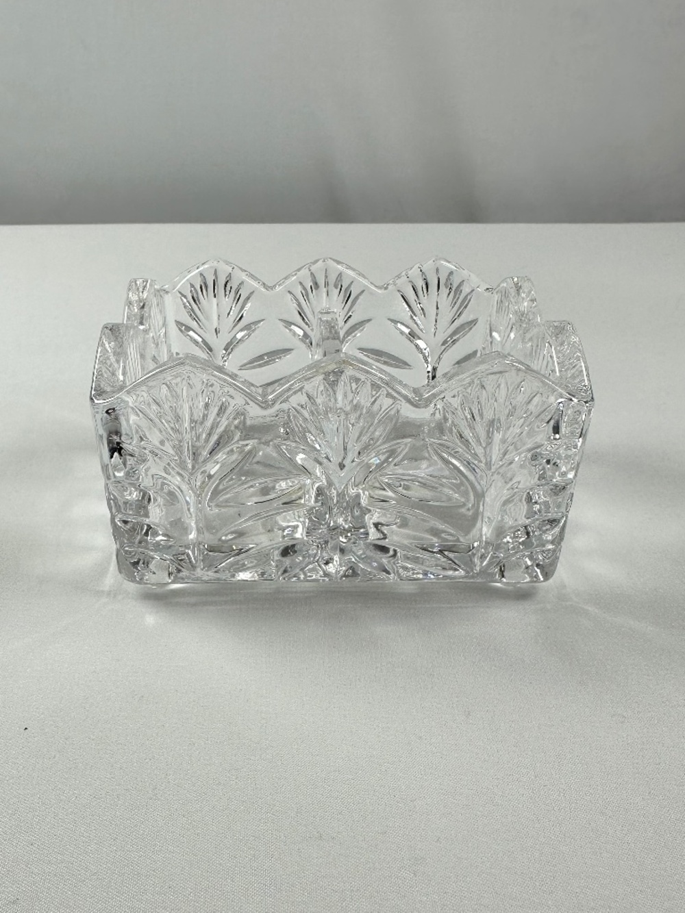 Fifth Avenue Crystal "Portico" Crystal Sugar/Tea Packet Caddy Clear Lead Crystal